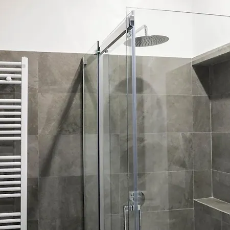 ゲストハウス Forum ローマ